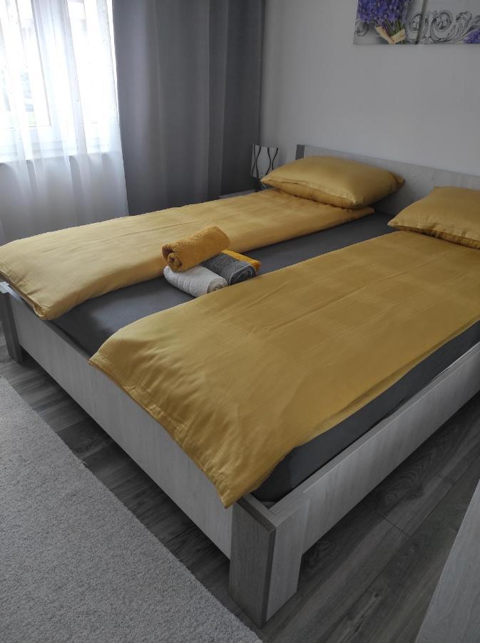 Lavanda Livno Luaran gambar